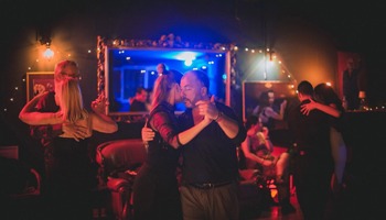 TANGO-BAR-1